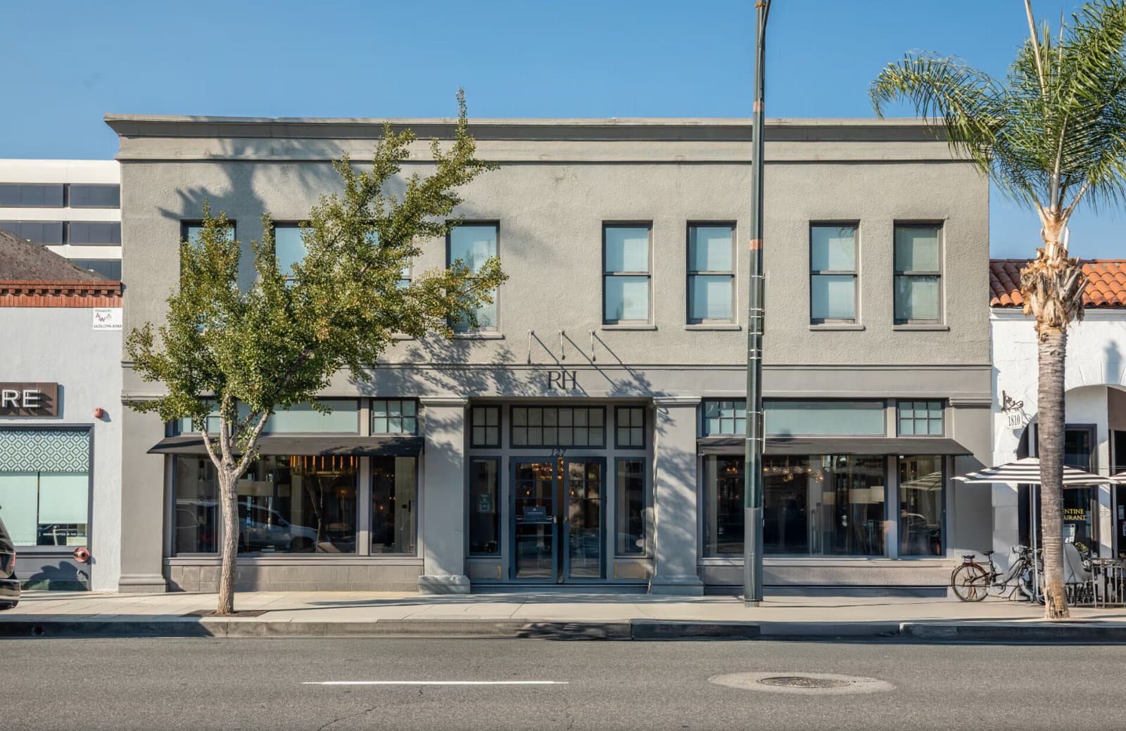 Building at 127 W Colorado Blvd, Pasadena, CA 91105