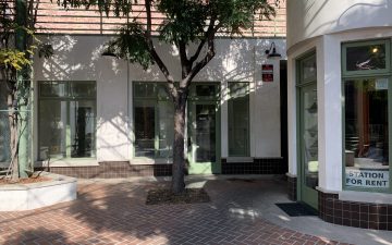 Small Courtyard Office for Lease