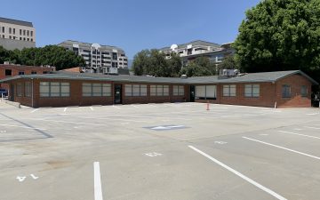 Free-Standing Building for Lease